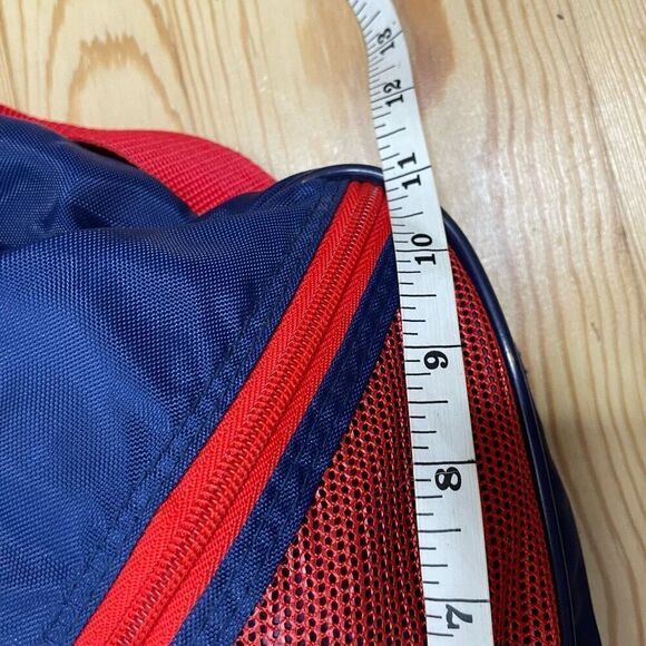 Vintage NIKE Duffle Gym Bag Taiwan Made‎ YKK Zippers RARE Travel Gym Blue Red - Picture 9 of 10